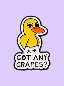 Adorable Duck Pin Brooch, Backpack & Hat Decoration, Perfect Gift for Friends, School Bag &Teacher Office Fashion Accessory