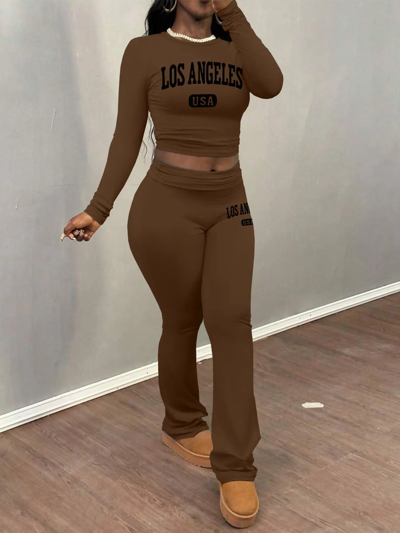 Women's Letter Print Crop Top & Flare Leg Pants Two-Piece Set, Casual Fashion Cozy Round Neck Long Sleeve Top & Bell Bottom Trousers for Daily Outdoor Wear, Women's Clothing for Fall & Winter