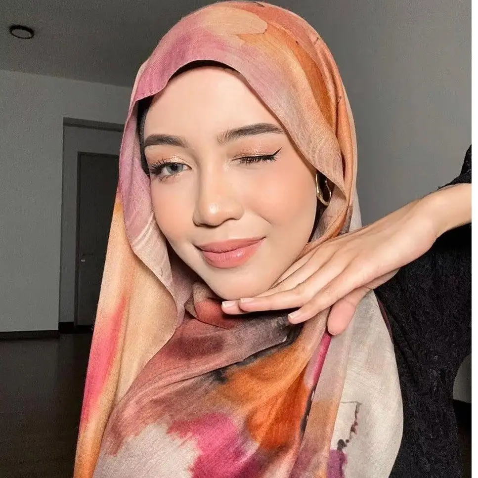 Watercolour Floral Printed Hijab (MH103)