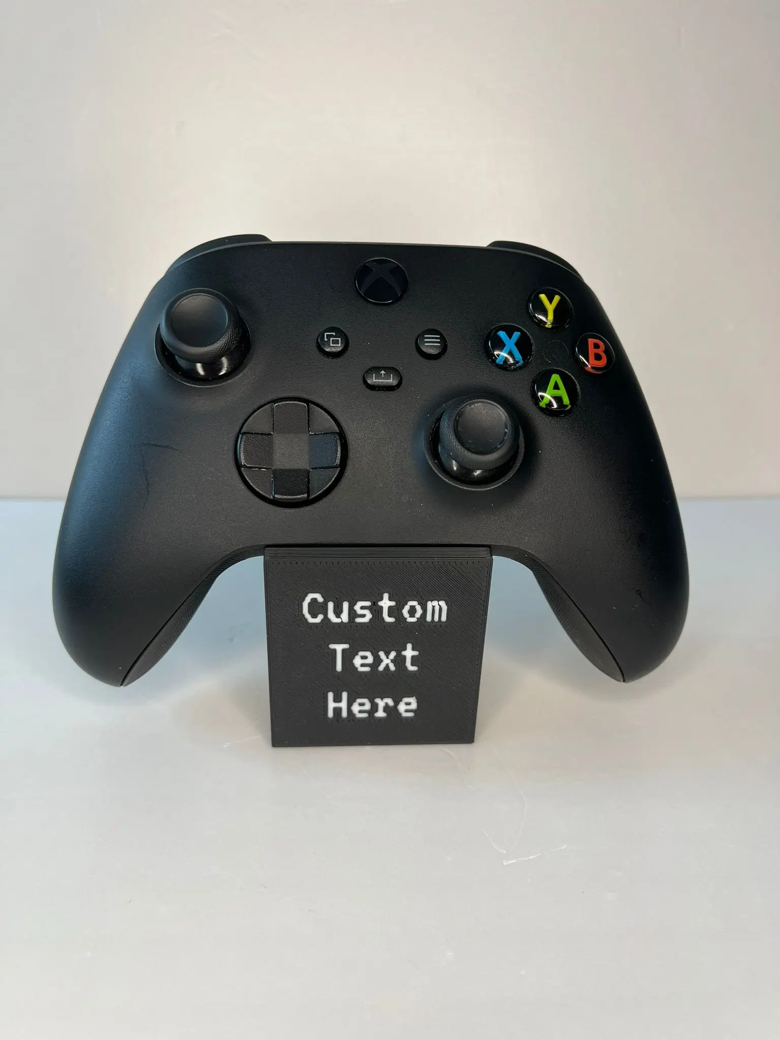 Custom Stand for Xbox Controller - Personalized Text Display - Black Stand
