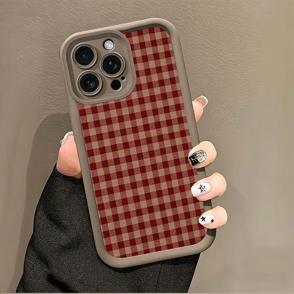 Red Gingham Plaid Phone Case， Classic Country Vintage Style for iPhone 17 16 15 14 13 12 11 Plus Pro Max， Cozy Daily Gift Idea.