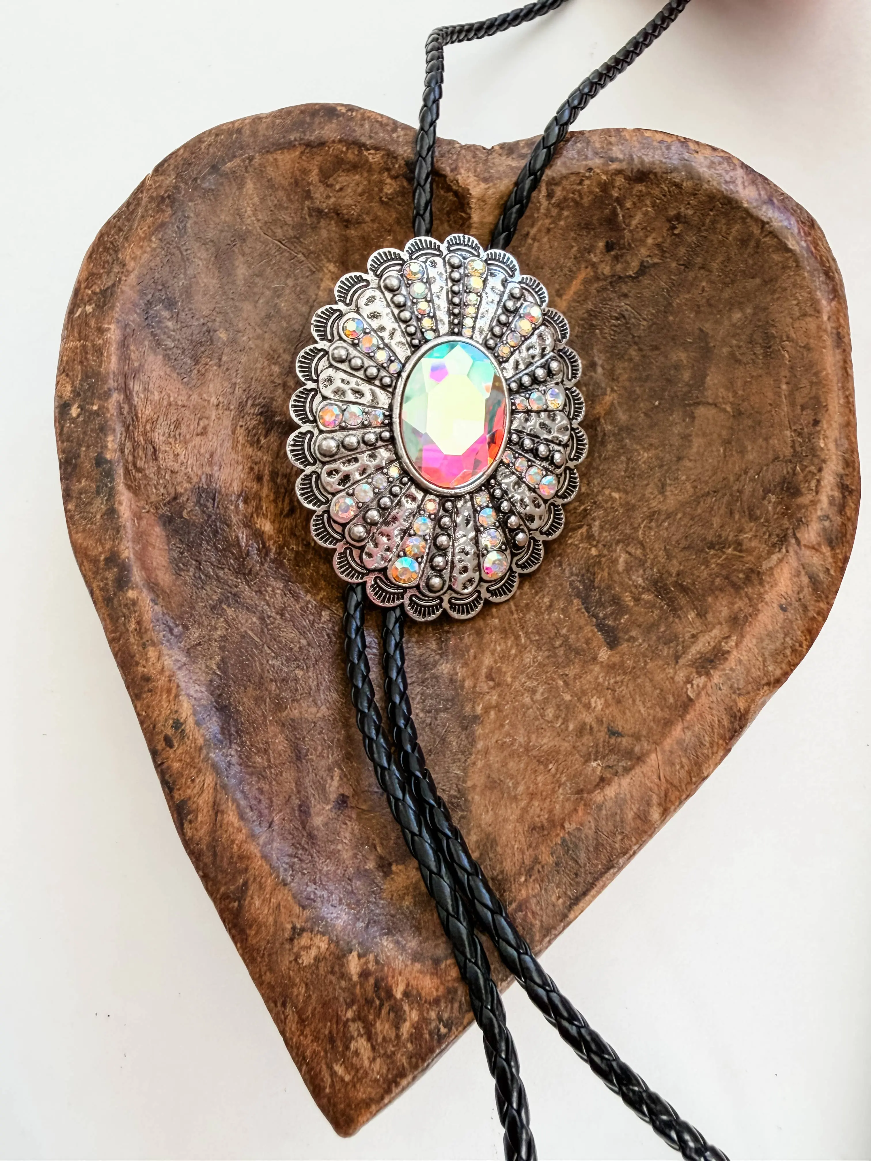 Western Style Large Stone Concho Bolo Tie Necklace