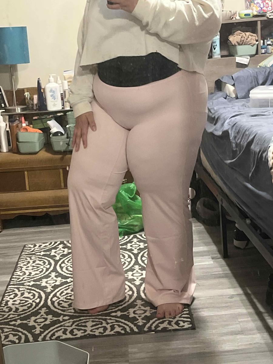 Item: Pink, L-Regular