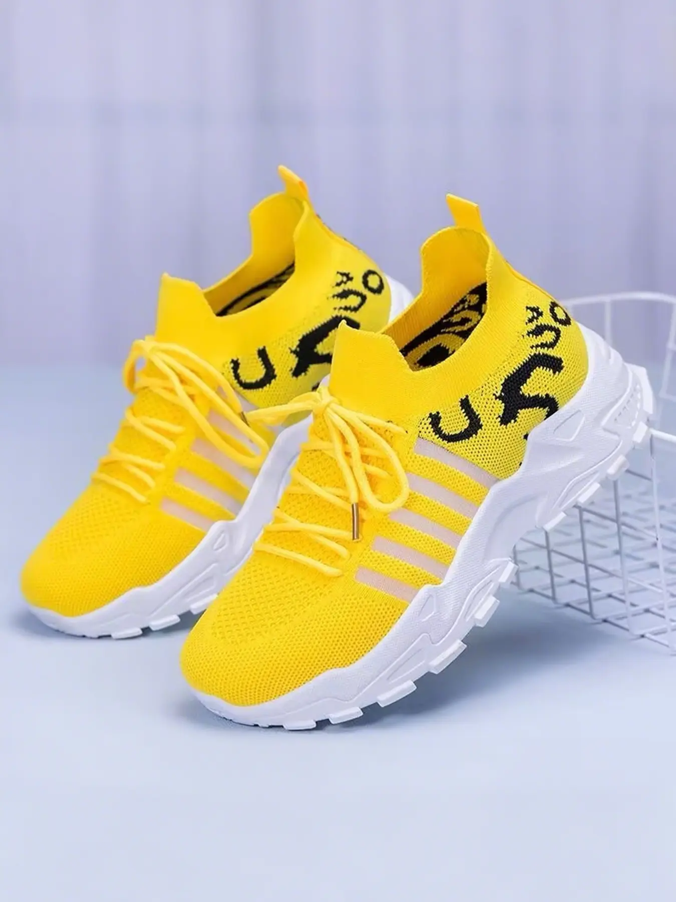 Breathable Flyknit Lace-Up Sports Shoes, Athletic Sneakers, Fashion Letter Print Thick Sole Casual Sneakers, Trendy Sneakers, Low Top Trainers, Comfortable Low Top Footwear for Daily Wear, Thick Soled Sneakers