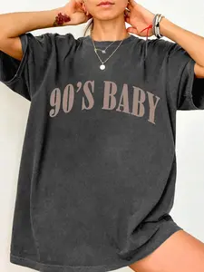 Women's 90's Baby Vintage T-Shirt, Fitted Black Short Sleeve Tee with Retro Letter Print for 90s Theme Party, Casual Streetwear and Nostalgic Fashion, Womenswear Top