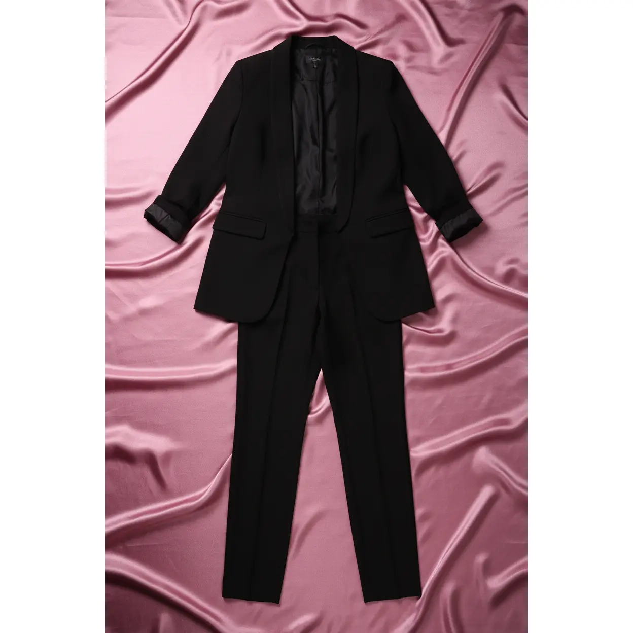 Blazer with Pintuck Tapered Trousers Set-Black