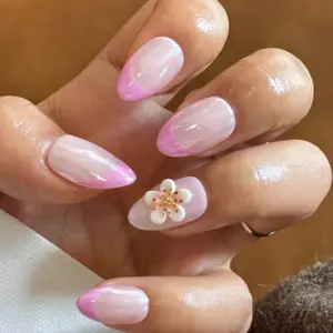 10 Pcs Cute Minimalist Style Y2K 3D Five-Petal Flower Nail Stickers, Shiny Nail Art Decals, Short Almond Shape