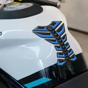 2pcs Set of Rubber + Double-Sided Stickers, 5 Colors (Green, Black, Blue, Red, Gray) Morcycle Tank Protecr Stickers - Fishbone Design - Easy  Install, Durable And Bright Appearance, Morcycle Cusmization| Modern Morcycle Accessories Suitable for Kawasaki f