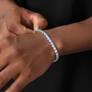 Titanium Steel Single Row Full Diamond Tennis Bracelet, Shiny Cubic Zirconia Link Bracelets, Unisex Fashion Sparkly Hand Jewelry for Men Women Wedding Party Daily Stackable Wrist Accessory Gift