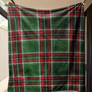 Christmas Plaid Blanket - Soft Flannel All-Season Cozy Throw With Green Red Black White Plaid Pattern, Light Beige-Friendly Multi-Use For Sofa Bed, Machine Washable Contemporary Home Decor, Christmas Blanket, Bed Warmer, Festive Design, Durable Fabric, Se