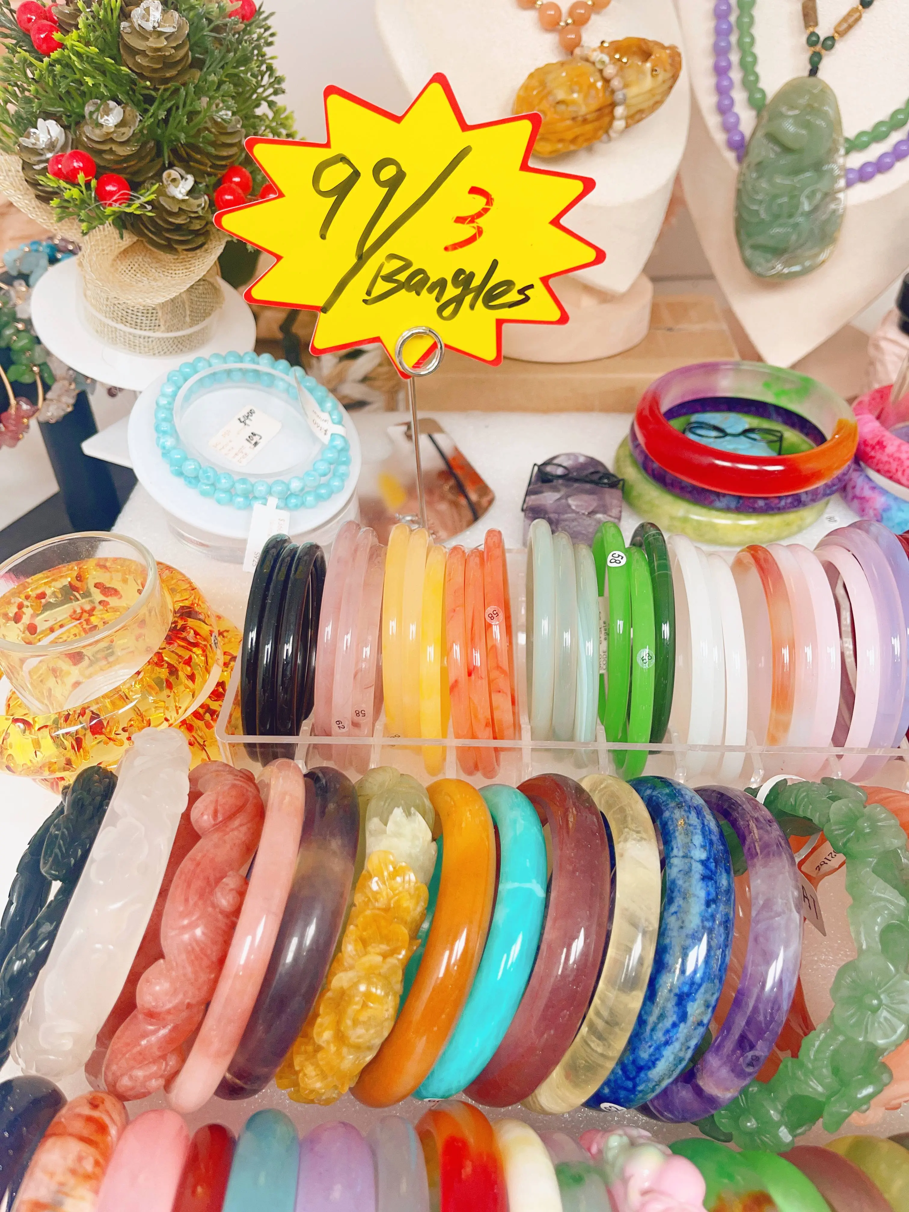 1 Set of 6 Bangles, Please Confirm the Bangle with Live Streaming Hosts