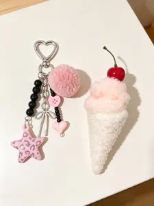 Set of 1: "Girly-Heart" Food Charms + Leopard-Print Star Keychain — A Niche, High-End Plush Keychain Gift. Styles: Soft & Breezy, Sweet & Girly, Cute, and Niche. Features: Realistic Food Replicas, "Sweet-Cool" Beaded Chains, and Plush Keychain Gifts.