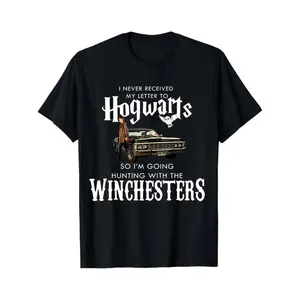 🖤[100% Cotton Graphic Tee]Black T-Shirt with Hogwarts & Winchesters Hunting Graphic – Casual Unisex Tee for Fans of Harry Potter & Supernatural, Adult & Youth Holiday Shirt, Geek Fan Outfit, Festive Party Graphic Top, Perfect Gift for Wizards and Hunters