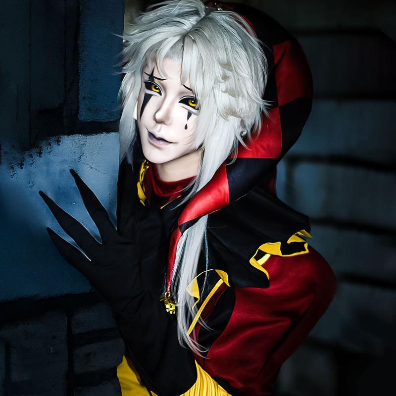 Pierrot the Clown Full Costume Set for Halloween Cosplay, Circus Party Outfit with Accessories for Men and Women