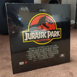 Jurassic Park Laserdisc Boxset - Letterboxed Edition - Movie