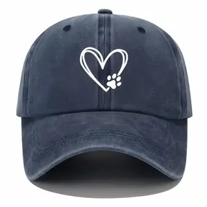 Heart Claw Pattern Baseball Cap, Vintage Washed Dad Hat, Breathable Adjustable Sun Visor, Unisex Fashion Accessory, Quality Caps