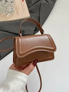 Women's New Small Shoulder Bag, Lightweight and Simple Design, Fashionable Crossbody Bag for Parties, Daily Use, All Seasons