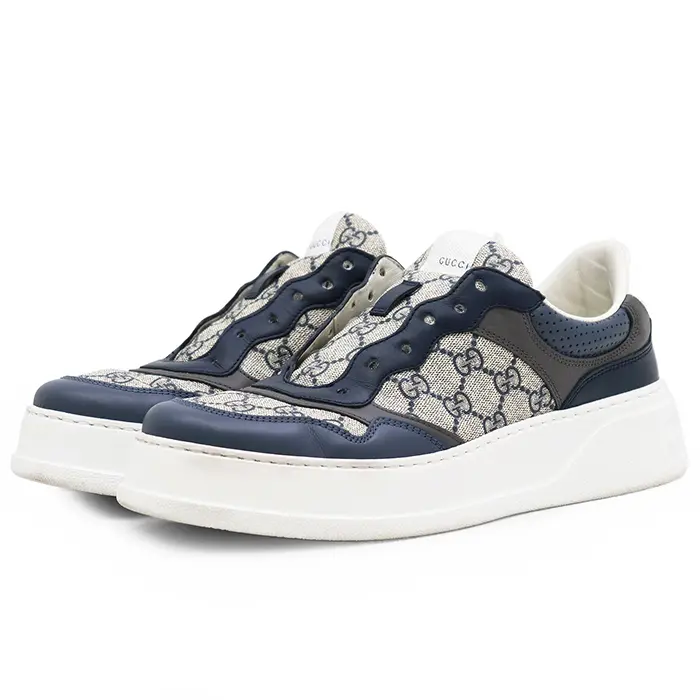 Pre-owned GUCCI Canvas Small Leather Goods GG Supreme Sneakers