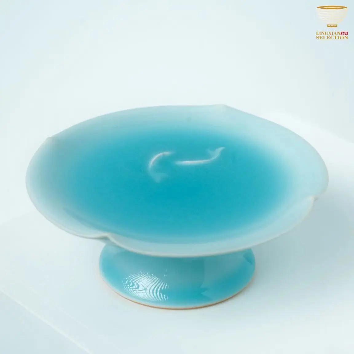 Jin Hongyang Celadon Pottery Pedestal Tray/Double Carp Plate - 3D Koi Motif, High-Temperature Glaze, Elegant Display for Tea, Incense Rituals