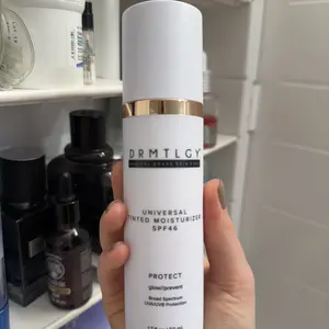 Product Review of DRMTLGY Universal Tinted Moisturizer SPF 46 - 1.7 fl oz Hydrate Skincare Hydrate Skincare Sunscreen Hyaluronic from a**y