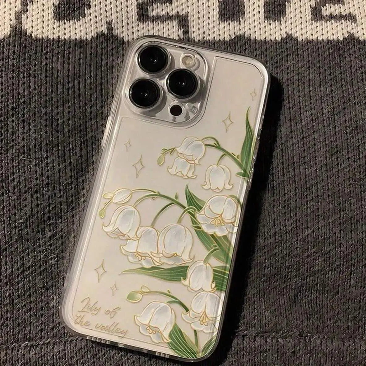 Floral Pattern Phone Case, Decorative Phone Protector Cover, Phone Accessories Compatible with iPhone 16 15 14 13 12 11 Pro Max XS XR
