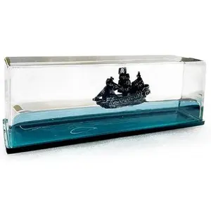 Titanic Bottling Pirate Ship Desktop Decoration Cruise Ship Fluid Drift Bottle Model Tabletop Ornament Toy Accessory Dynamic Motion Pirate Design Premium Gift elf on shelf mannequin heads