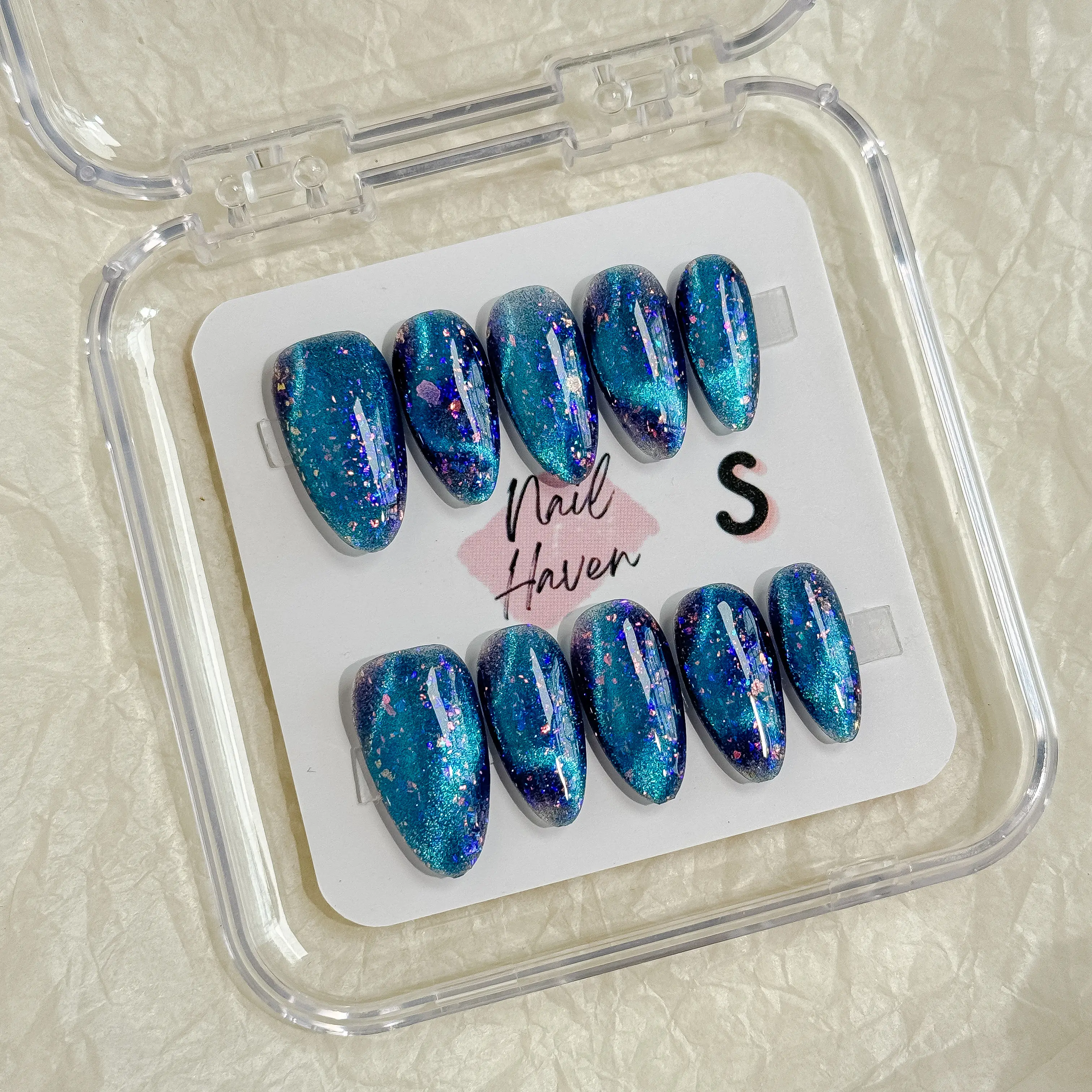 C25-siren song-medium almond