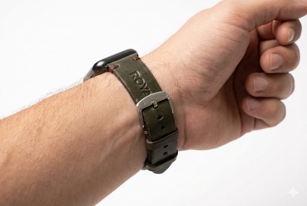 ROYAL Green Leather Watch Straps High-Quality ROYAL Leather Watch Accessories for Style and Durability Vibrant Green Hue Comfortable and Durable