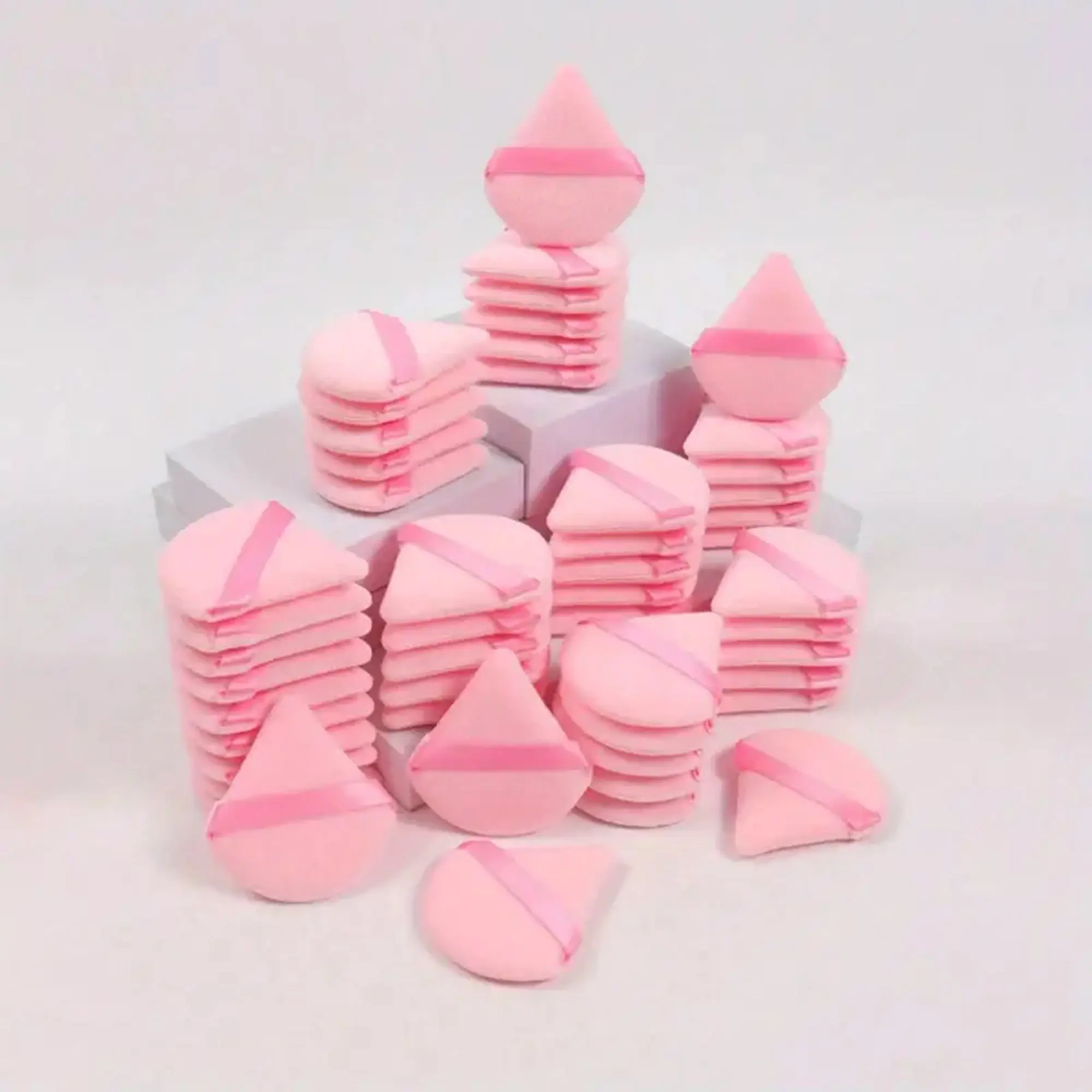 Triangle Makeup Powder Puff Set of 50, Made of Super Soft Velvet, Perfect for Contouring, Eye and Corner Application, Suitable for All Skin Types, Beauty Puff