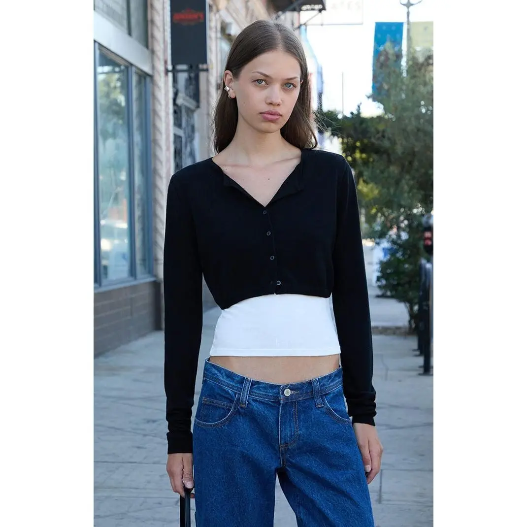 John Galt Women's Black Cropped Cardigan