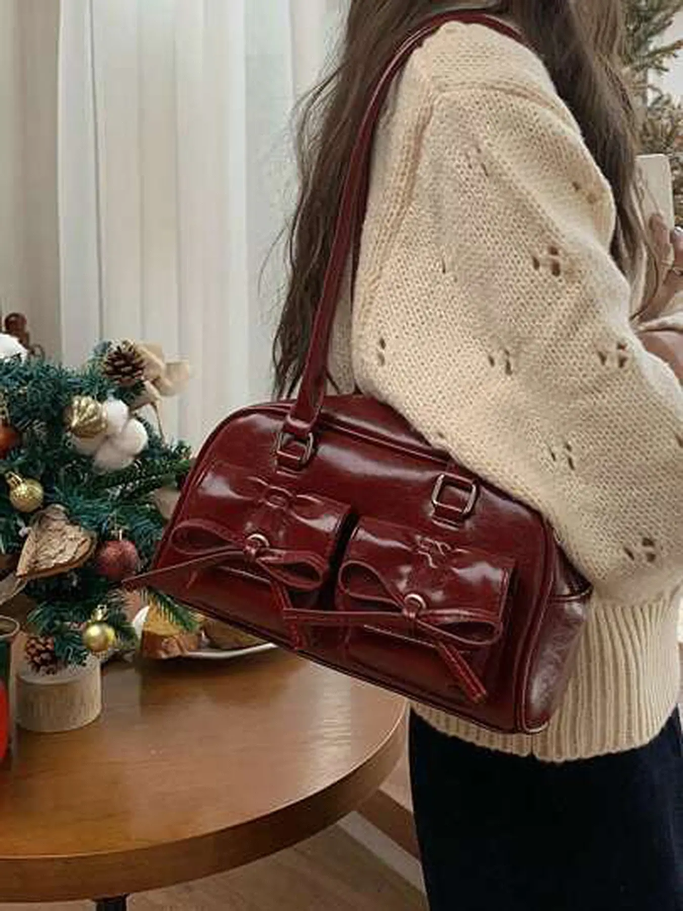 Classic retro style women's casual shoulder bag, crossbody bag, Fashionable shoulder bag, wine red fashion women's bag, suitable for Valentine's Day, commuting, shopping, dating