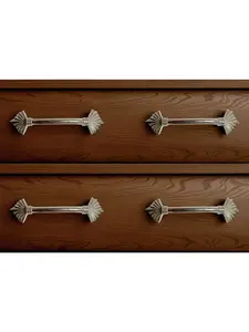 HomeRoots 635774 Silver Metal Drawer Pull Knobs - Set of 6