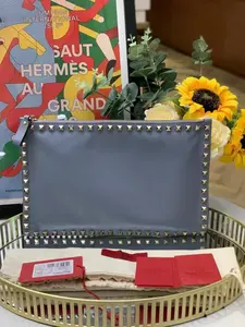 Pre-owned Valentino Leather Mini Bags Preloved Clutch 01757