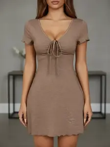 Women's Solid Color V Neck Dress, Casual Fashion Short Sleeve Dress for Summer, Women's Clothing for Daily Wear