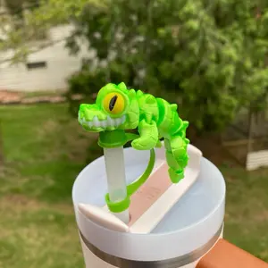 Vibrant Neon Silk Lime Green Articulated Crocodile Alligator Cute Straw Toppers and Charms for Stanley Tumbers & 9.5mm Straws with Durable PLA Design - Stylish, Beverage