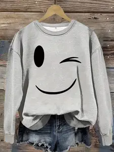 Women's Casual Smiley Face Graphic Pullover Sweater, Soft Long Sleeve Round Neck Sweatshirt, Casual Fitted Sweatshirt, Casual Cozy Sweatshirt, Comfortable Daily Wear Fit