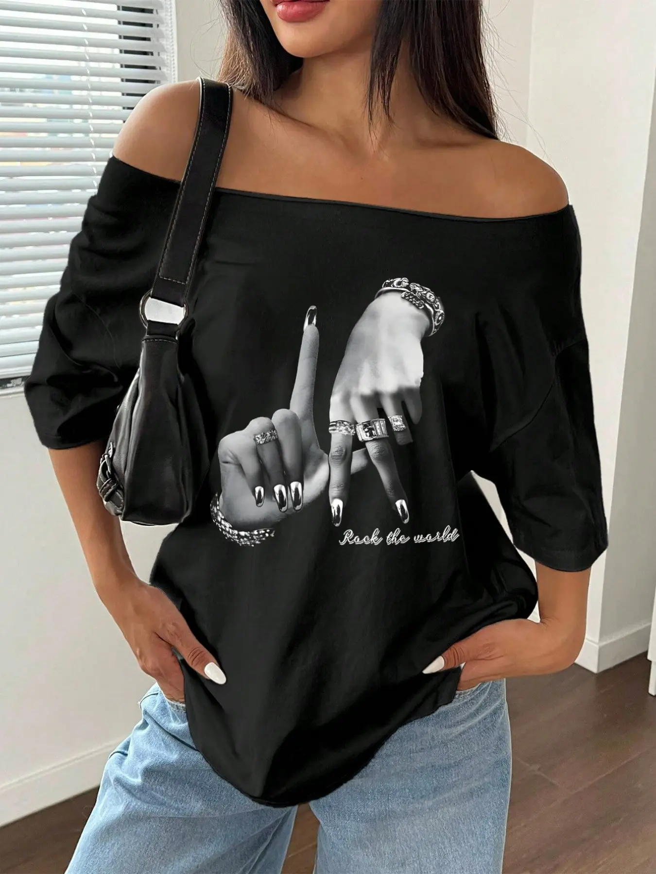 Women's Casual Style Loose off-the-shoulder T-Shirt, Gesture Print, Breathable Soft Fabric, Fashionable Summer Top for Beach Vacation