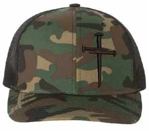 Richardson 112 Mesh Back Hat with Armor of God Challenge Coin - Christian Christian Cross Cross Design Camo Snapback for Men & Women - Machine Washable