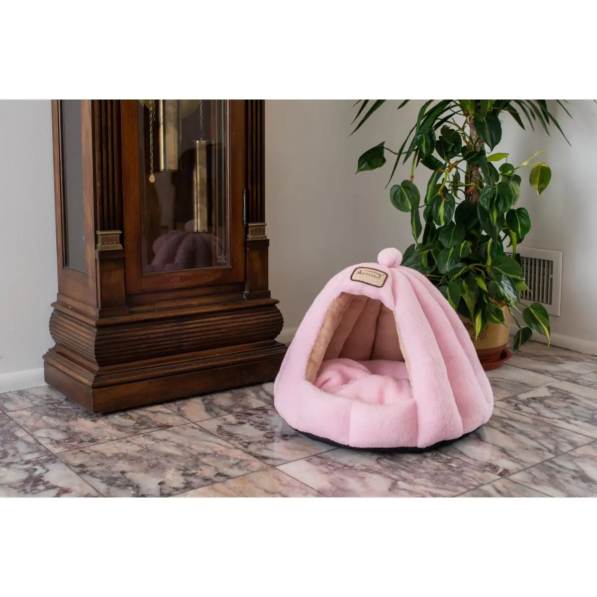 Armarkat C95GFS Soft Pink Cat Bed