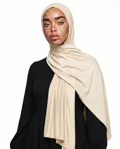 Snatched! Streched Shayla