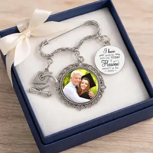 Personalized Graduation Photo Lapel Pin, Class of 2026 Memorial Charm, Custom Photo Graduation 2026 Pin, Memorial Pin