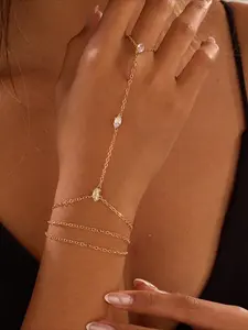 Women's bracelet, 14K gold plated diamond-set chain bracelet, floral fashion ring chain bracelet, women's fashion body jewelry, adjustable, a gift for her, Stackable bracelets, High quality bracelet