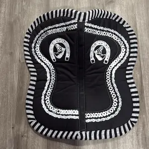 Horse shaped pad/ Carona cola de pato