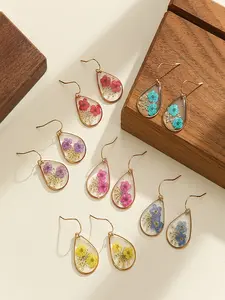 Teardrop Shape Resin Earrings with Natural Flowers, Unique Daily Choice for Women, Perfect Mother's Day Gift, Handmade Dangle Earrings