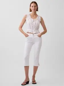 GAP Low Rise Capri Jeans