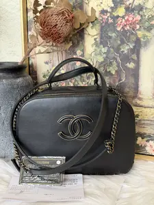 Pre-owned CHANEL makeup bag