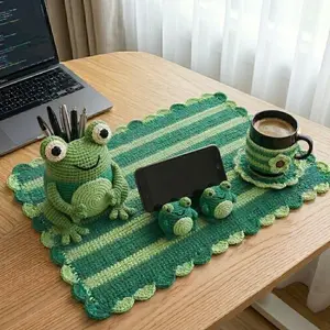 Crochet Kit Set, Handmade Desk Organizer Materials, Frog Pen Holder & Phone Stand Coaster, Desk Pad, Aesthetic Office Decor, Gift for Girls and Women