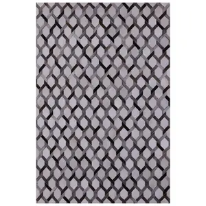 SUPER SALE Grey & White Patchwork Natural Cowhide Area Rug - 6' 0" x 9' 0"