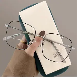 Daily Metal Frame Anti-UV Blue Rays Glasses Ultra-light Big Frame Eyeglasses Vision Care Myopia Glasses Frame Women Men