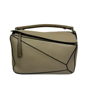 Pre-owned Loewe Puzzle Medium Edge Taupe Leather Handbag